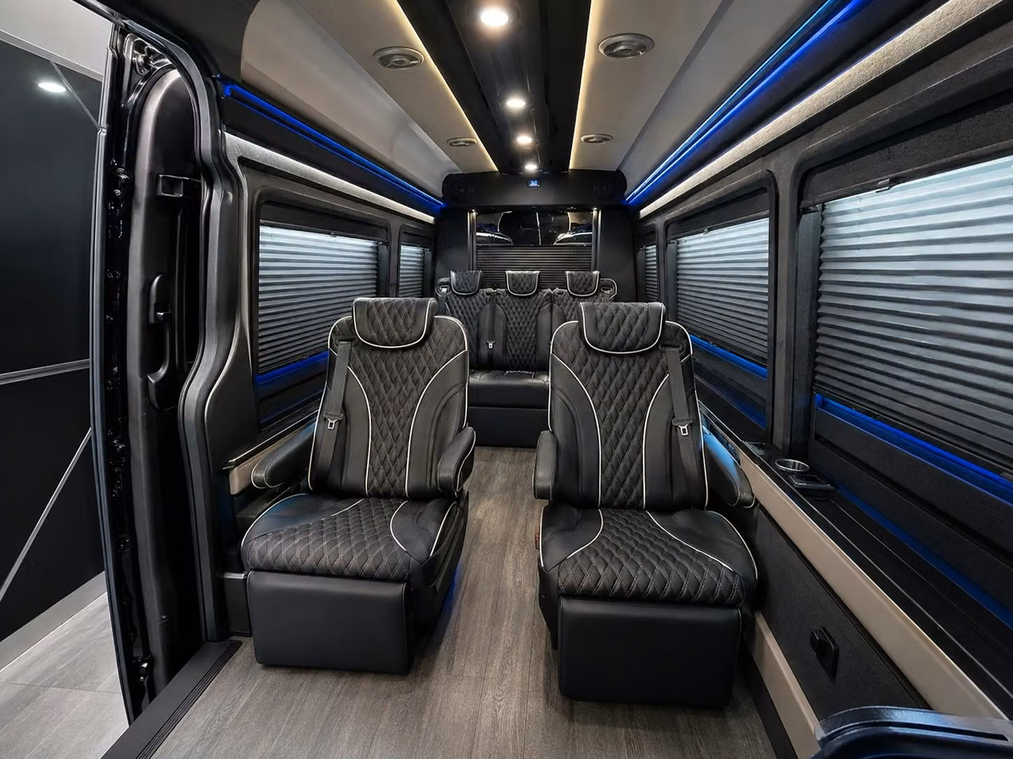 find the right bus for pittsburgh airport arrivals departures and everything in between