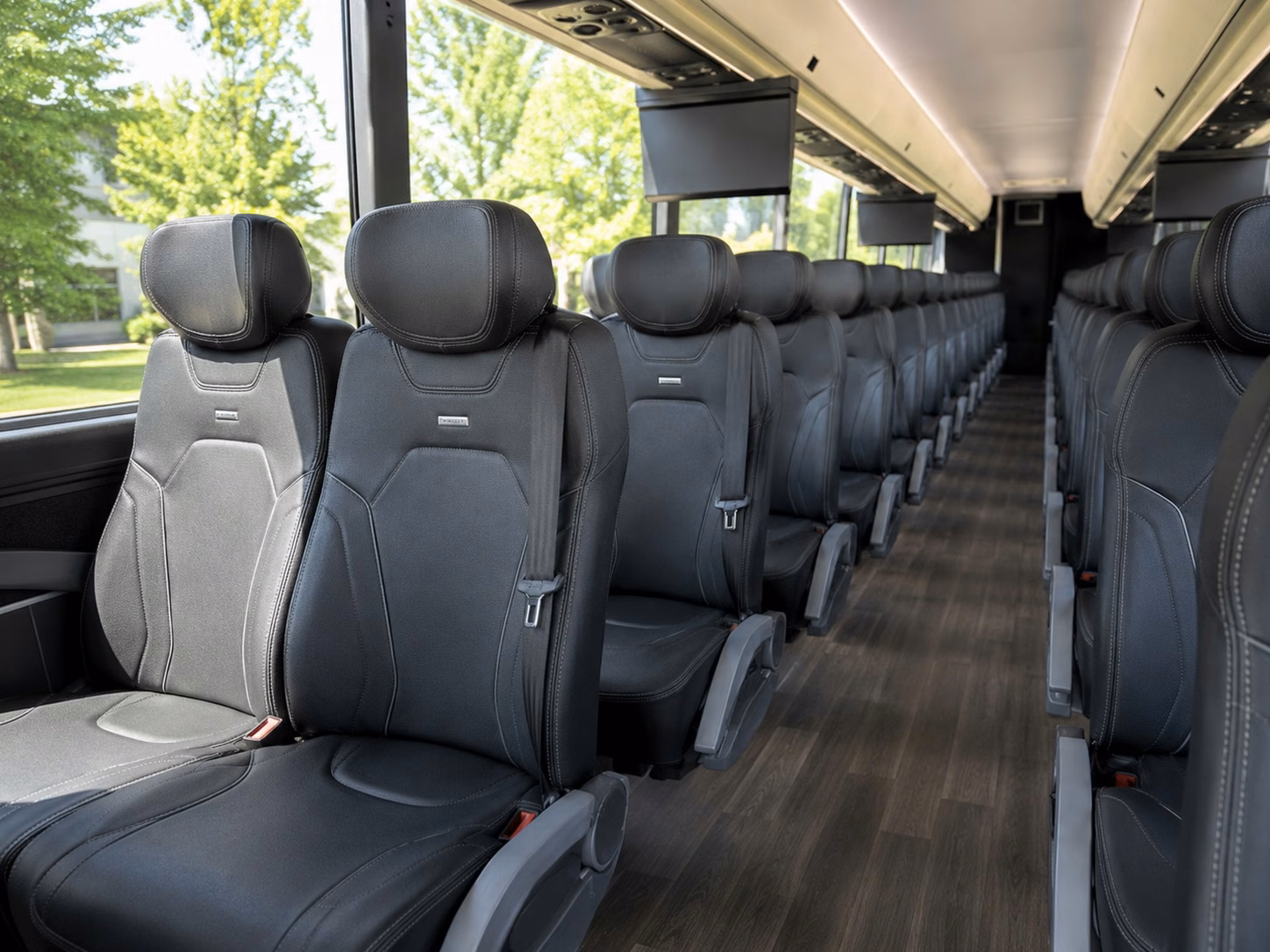 how where and when you re traveling affects pittsburgh bus rental rates