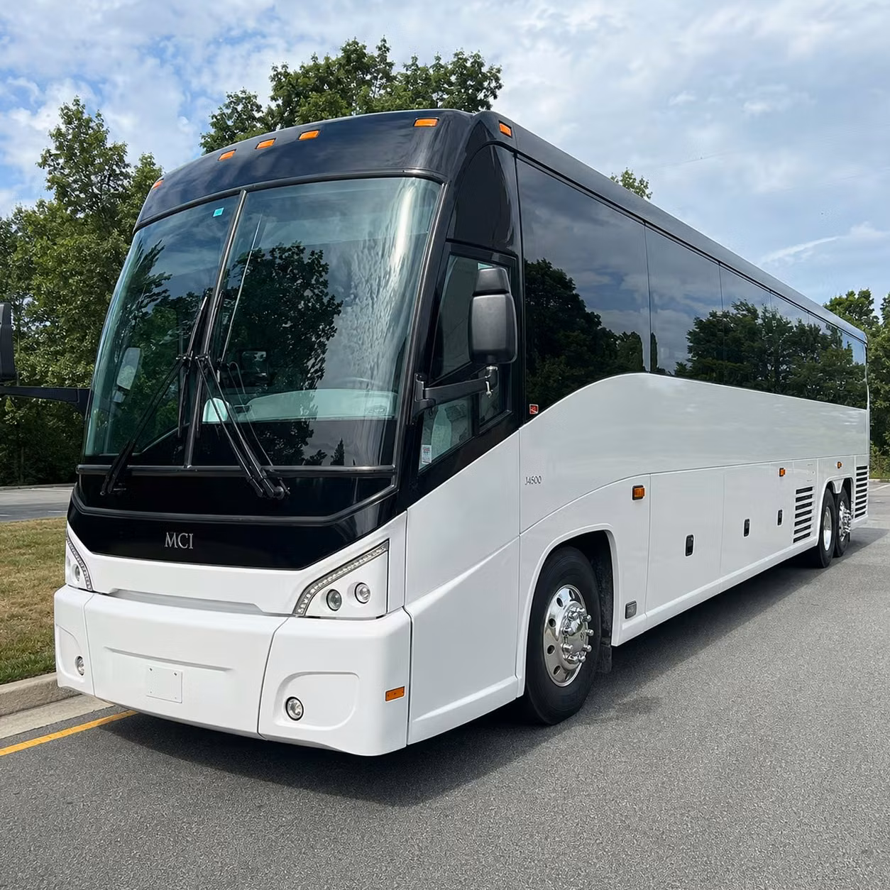 multi day and overnight bus rentals from pittsburgh are simple with charterbuspittsburgh com