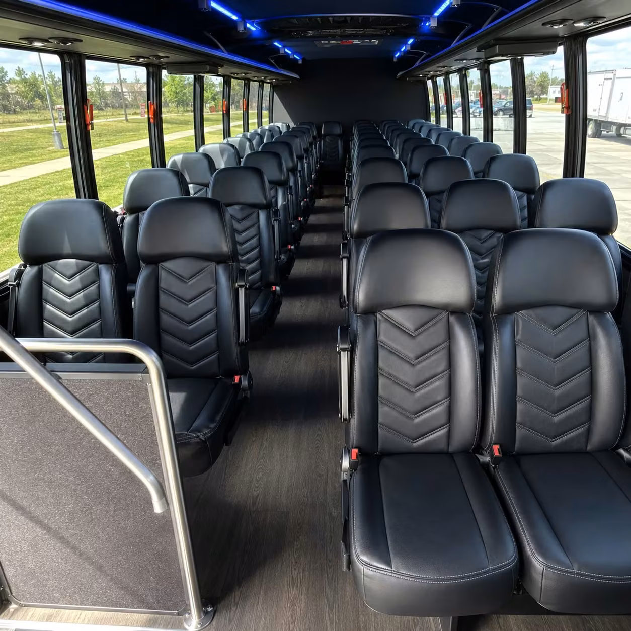 pittsburgh 15 passenger minibus rental