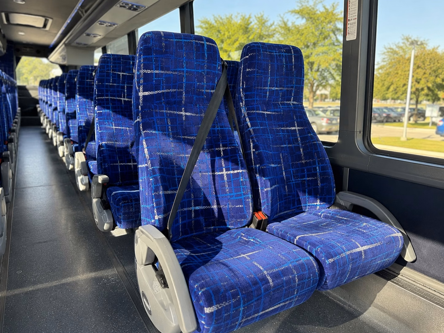 ready to move your bridal party across the three rivers in style